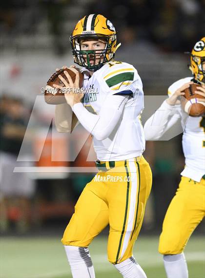 Thumbnail 3 in St. Edward vs. St. Ignatius (OHSAA Division I Region 1 Final) photogallery.