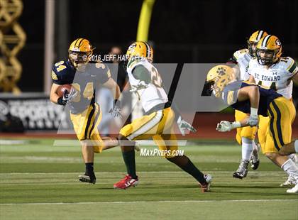 Thumbnail 2 in St. Edward vs. St. Ignatius (OHSAA Division I Region 1 Final) photogallery.
