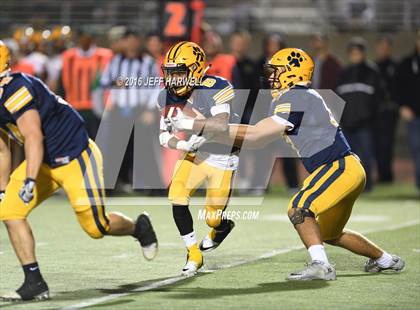 Thumbnail 2 in St. Edward vs. St. Ignatius (OHSAA Division I Region 1 Final) photogallery.