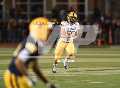 Thumbnail 1 in St. Edward vs. St. Ignatius (OHSAA Division I Region 1 Final) photogallery.