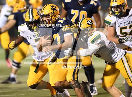 Thumbnail 2 in St. Edward vs. St. Ignatius (OHSAA Division I Region 1 Final) photogallery.