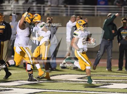 Thumbnail 3 in St. Edward vs. St. Ignatius (OHSAA Division I Region 1 Final) photogallery.