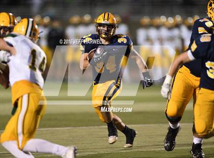 Thumbnail 2 in St. Edward vs. St. Ignatius (OHSAA Division I Region 1 Final) photogallery.