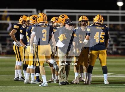 Thumbnail 3 in St. Edward vs. St. Ignatius (OHSAA Division I Region 1 Final) photogallery.