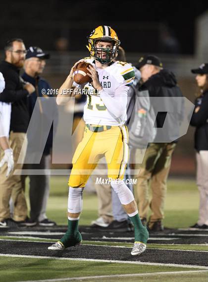 Thumbnail 1 in St. Edward vs. St. Ignatius (OHSAA Division I Region 1 Final) photogallery.