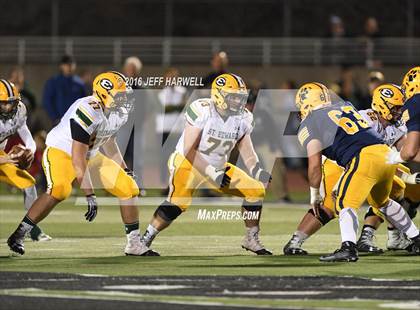 Thumbnail 3 in St. Edward vs. St. Ignatius (OHSAA Division I Region 1 Final) photogallery.