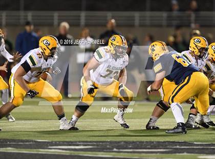 Thumbnail 2 in St. Edward vs. St. Ignatius (OHSAA Division I Region 1 Final) photogallery.
