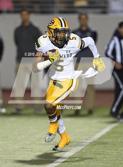 Thumbnail 1 in St. Edward vs. St. Ignatius (OHSAA Division I Region 1 Final) photogallery.