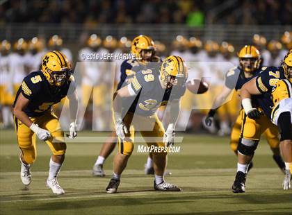 Thumbnail 2 in St. Edward vs. St. Ignatius (OHSAA Division I Region 1 Final) photogallery.