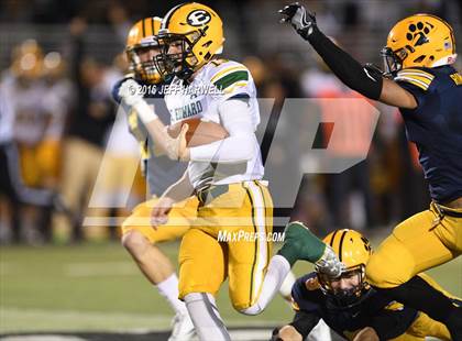 Thumbnail 2 in St. Edward vs. St. Ignatius (OHSAA Division I Region 1 Final) photogallery.