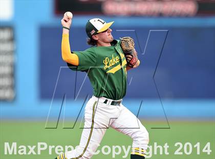 Thumbnail 3 in Lakeland @ Beacon (Section 1 Class A Quarterfinal) photogallery.