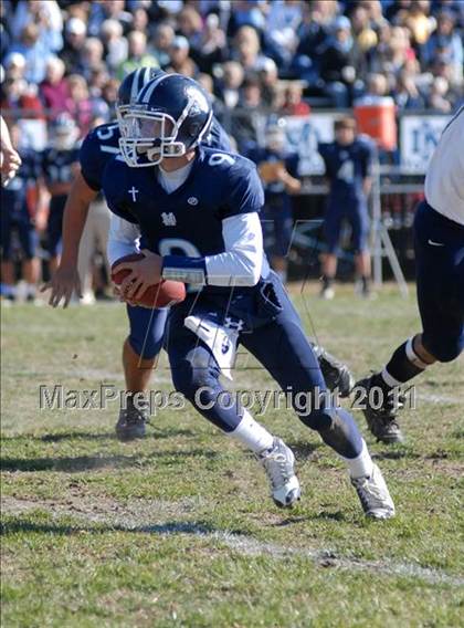 Thumbnail 1 in Notre Dame vs. Mater Dei (IHSA Class 4A Playoffs) photogallery.