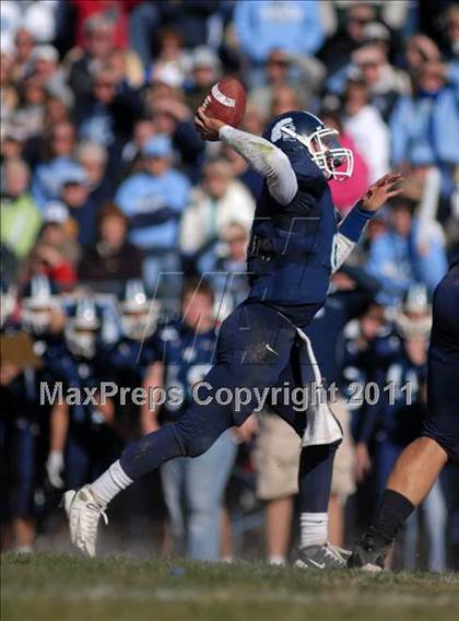 Thumbnail 1 in Notre Dame vs. Mater Dei (IHSA Class 4A Playoffs) photogallery.