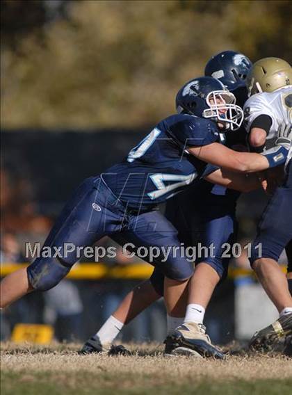 Thumbnail 3 in Notre Dame vs. Mater Dei (IHSA Class 4A Playoffs) photogallery.