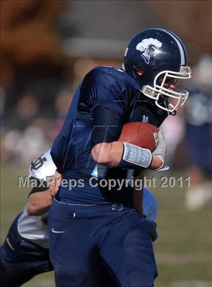 Thumbnail 2 in Notre Dame vs. Mater Dei (IHSA Class 4A Playoffs) photogallery.