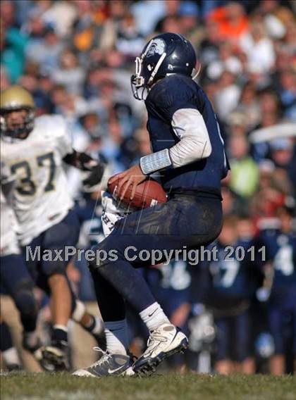 Thumbnail 1 in Notre Dame vs. Mater Dei (IHSA Class 4A Playoffs) photogallery.