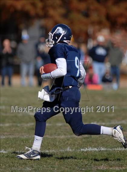 Thumbnail 2 in Notre Dame vs. Mater Dei (IHSA Class 4A Playoffs) photogallery.
