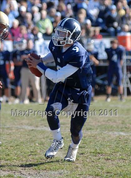 Thumbnail 2 in Notre Dame vs. Mater Dei (IHSA Class 4A Playoffs) photogallery.