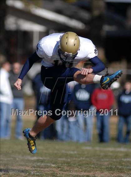 Thumbnail 1 in Notre Dame vs. Mater Dei (IHSA Class 4A Playoffs) photogallery.