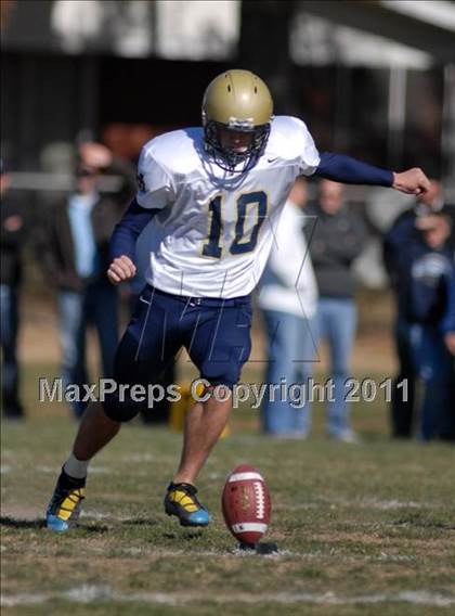 Thumbnail 2 in Notre Dame vs. Mater Dei (IHSA Class 4A Playoffs) photogallery.