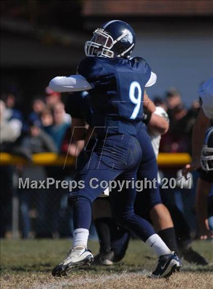 Thumbnail 1 in Notre Dame vs. Mater Dei (IHSA Class 4A Playoffs) photogallery.