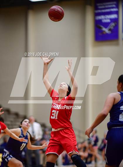 Thumbnail 2 in Taft [William H.] vs Smithson Valley (Class 6A Bi District) photogallery.