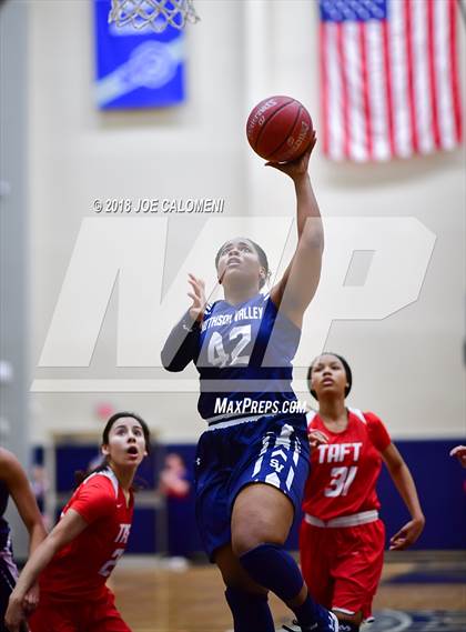 Thumbnail 3 in Taft [William H.] vs Smithson Valley (Class 6A Bi District) photogallery.