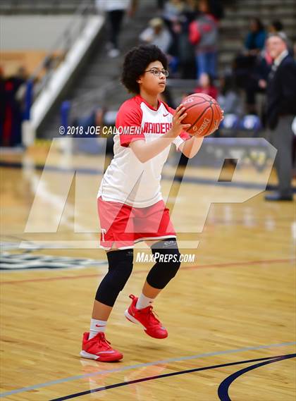 Thumbnail 1 in Taft [William H.] vs Smithson Valley (Class 6A Bi District) photogallery.