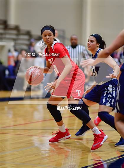 Thumbnail 2 in Taft [William H.] vs Smithson Valley (Class 6A Bi District) photogallery.