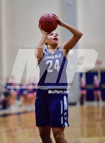 Thumbnail 1 in Taft [William H.] vs Smithson Valley (Class 6A Bi District) photogallery.