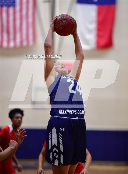 Thumbnail 2 in Taft [William H.] vs Smithson Valley (Class 6A Bi District) photogallery.