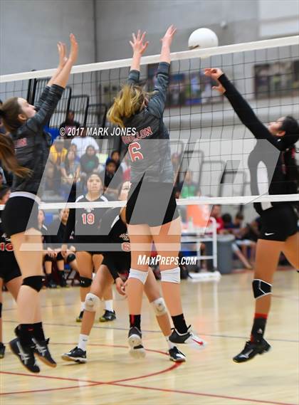 Thumbnail 3 in St. Michael vs. Mogollon (AIA 1A Final) photogallery.