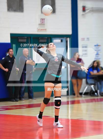 Thumbnail 2 in St. Michael vs. Mogollon (AIA 1A Final) photogallery.