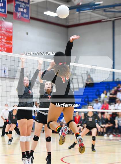 Thumbnail 3 in St. Michael vs. Mogollon (AIA 1A Final) photogallery.
