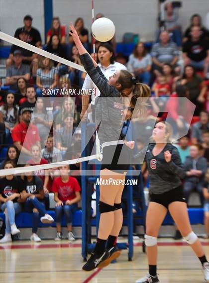Thumbnail 2 in St. Michael vs. Mogollon (AIA 1A Final) photogallery.