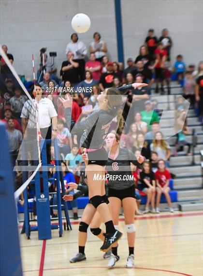 Thumbnail 2 in St. Michael vs. Mogollon (AIA 1A Final) photogallery.