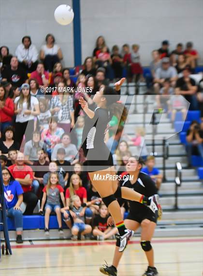 Thumbnail 2 in St. Michael vs. Mogollon (AIA 1A Final) photogallery.