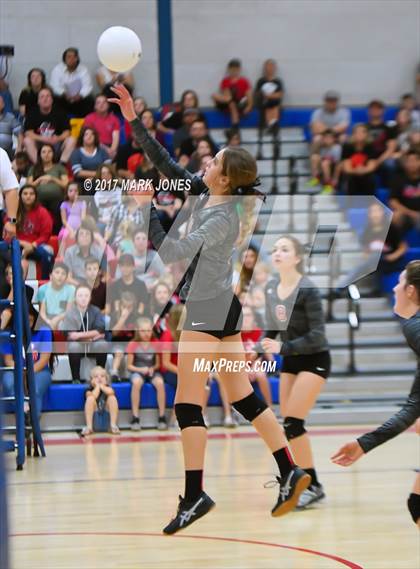 Thumbnail 3 in St. Michael vs. Mogollon (AIA 1A Final) photogallery.