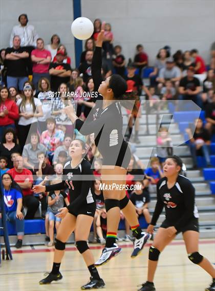 Thumbnail 1 in St. Michael vs. Mogollon (AIA 1A Final) photogallery.