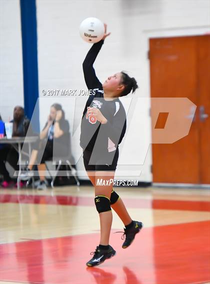 Thumbnail 2 in St. Michael vs. Mogollon (AIA 1A Final) photogallery.