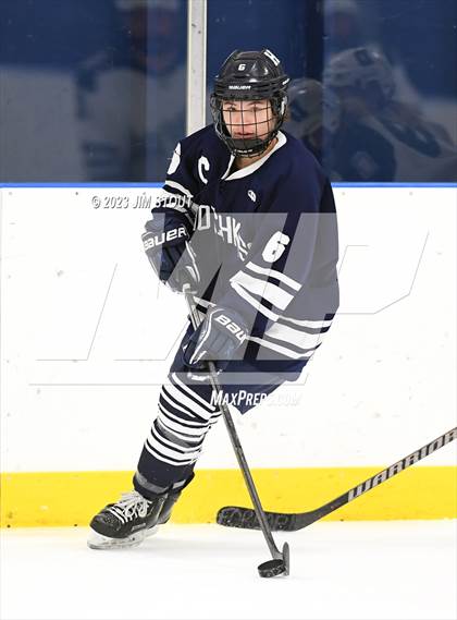 Thumbnail 3 in Deerfield @ Hotchkiss photogallery.