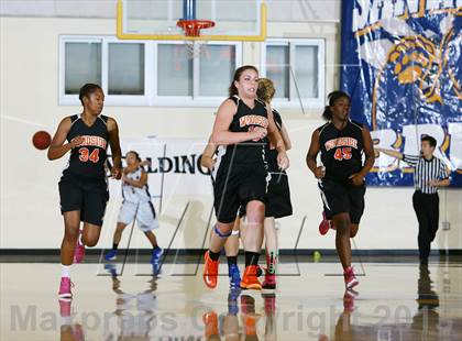 Thumbnail 2 in Presentation vs. Woodside (CIF CCS D2 Final) photogallery.