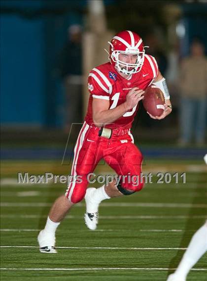 Thumbnail 1 in Mater Dei vs. Mission Viejo (CIF SS Playoffs) photogallery.