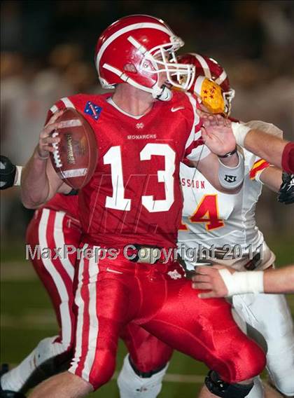 Thumbnail 3 in Mater Dei vs. Mission Viejo (CIF SS Playoffs) photogallery.