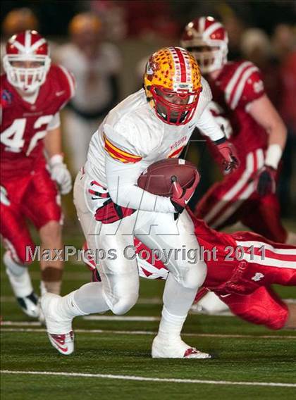 Thumbnail 2 in Mater Dei vs. Mission Viejo (CIF SS Playoffs) photogallery.