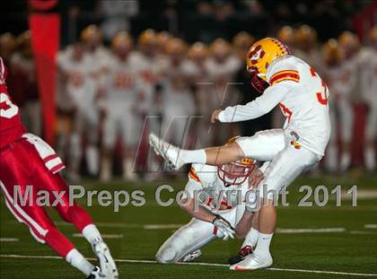 Thumbnail 3 in Mater Dei vs. Mission Viejo (CIF SS Playoffs) photogallery.