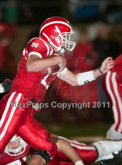 Thumbnail 2 in Mater Dei vs. Mission Viejo (CIF SS Playoffs) photogallery.