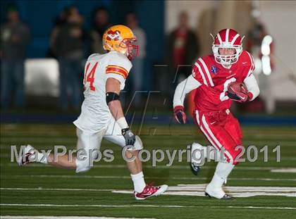 Thumbnail 3 in Mater Dei vs. Mission Viejo (CIF SS Playoffs) photogallery.