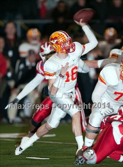 Thumbnail 1 in Mater Dei vs. Mission Viejo (CIF SS Playoffs) photogallery.