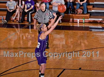 Thumbnail 2 in Sevier County vs Cherokee (D2-AAA playoff) photogallery.